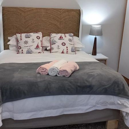 Oppikoppi De Kelders Hotell Exteriör bild