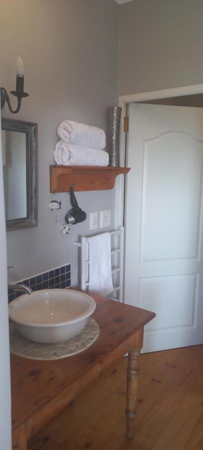 Oppikoppi De Kelders Hotell Exteriör bild