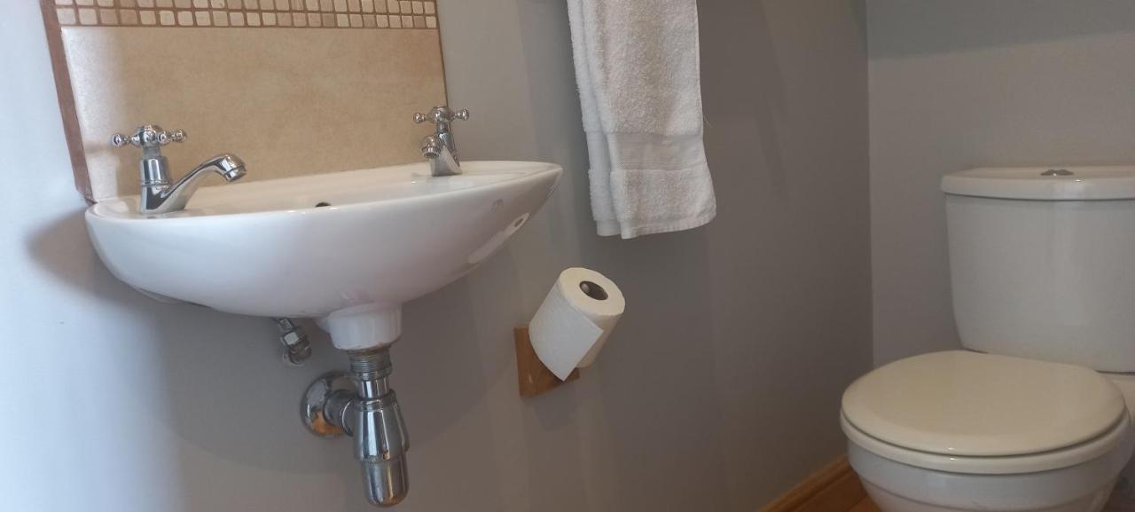 Oppikoppi De Kelders Hotell Exteriör bild
